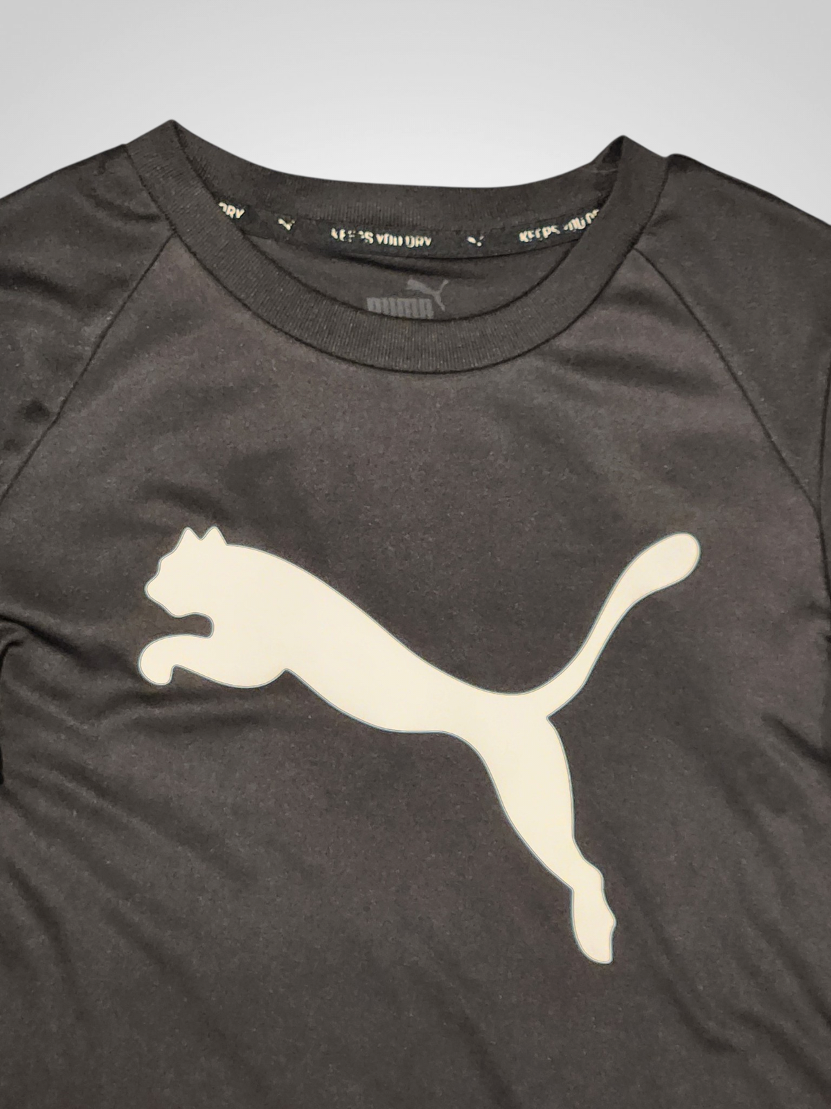 Puma Tee - Size 8