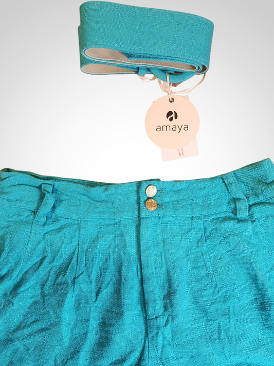 Amaya Textured Shorts - Size 10 - BNWT