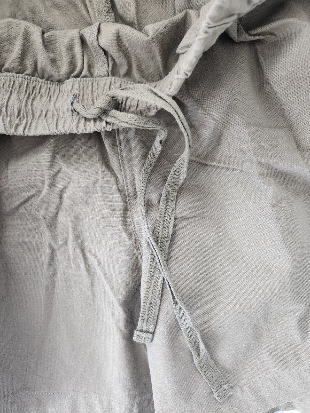 Uniqlo Drawstring Shorts - Size 14