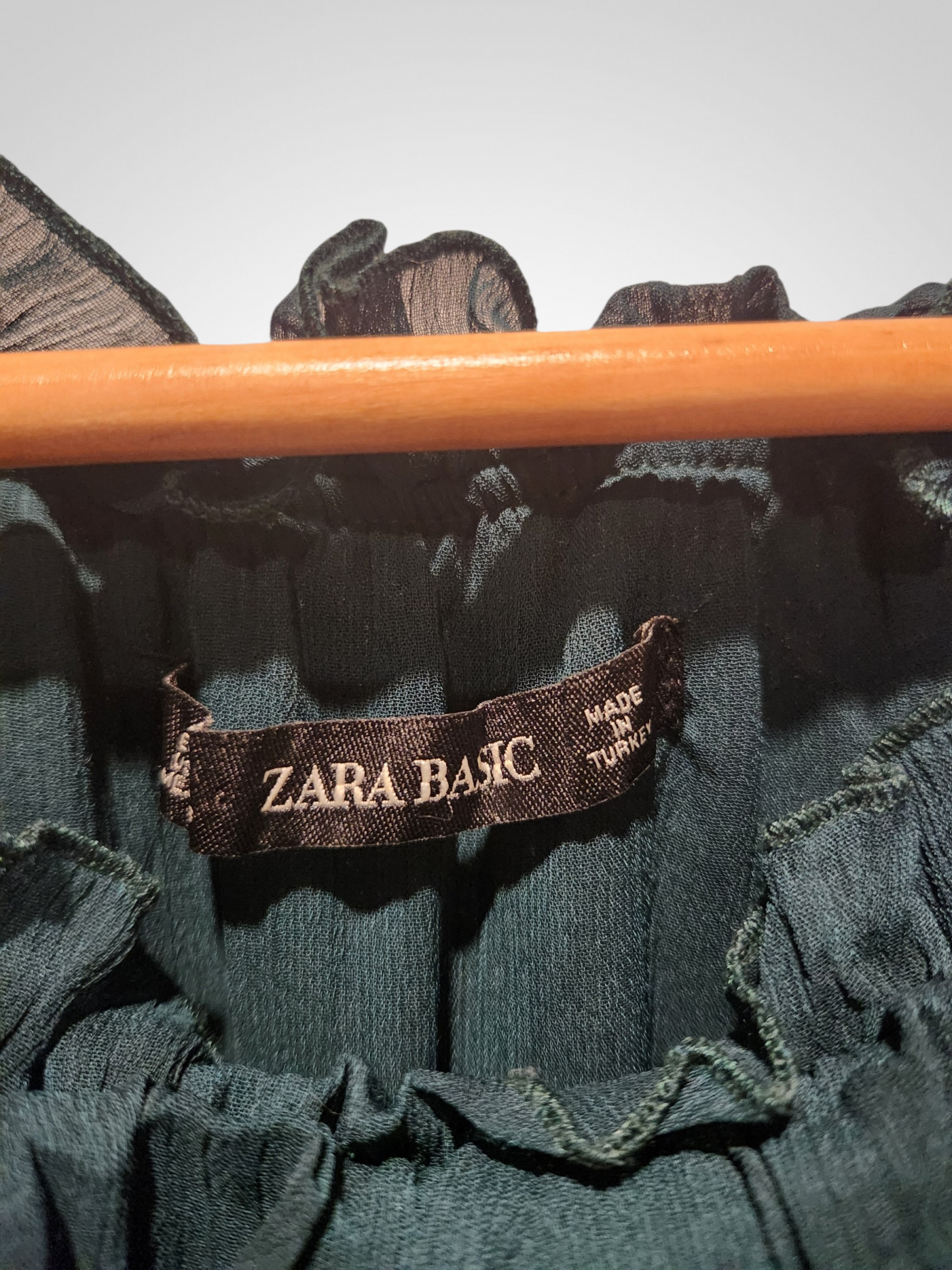 Zara Basic Green Flowy Shirt - Size S
