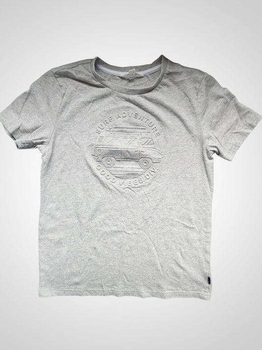 Mac & Ellie Deboss Van Tee- Size 9-10