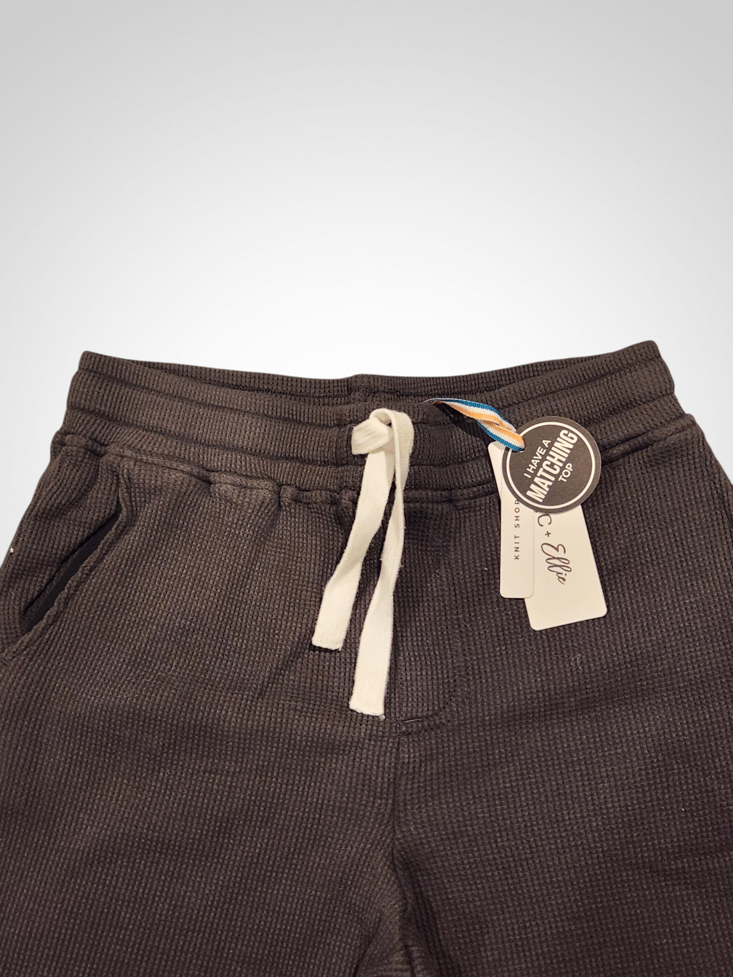 Mac & Ellie Knit Waffle Shorts - Size 8 - BNWT