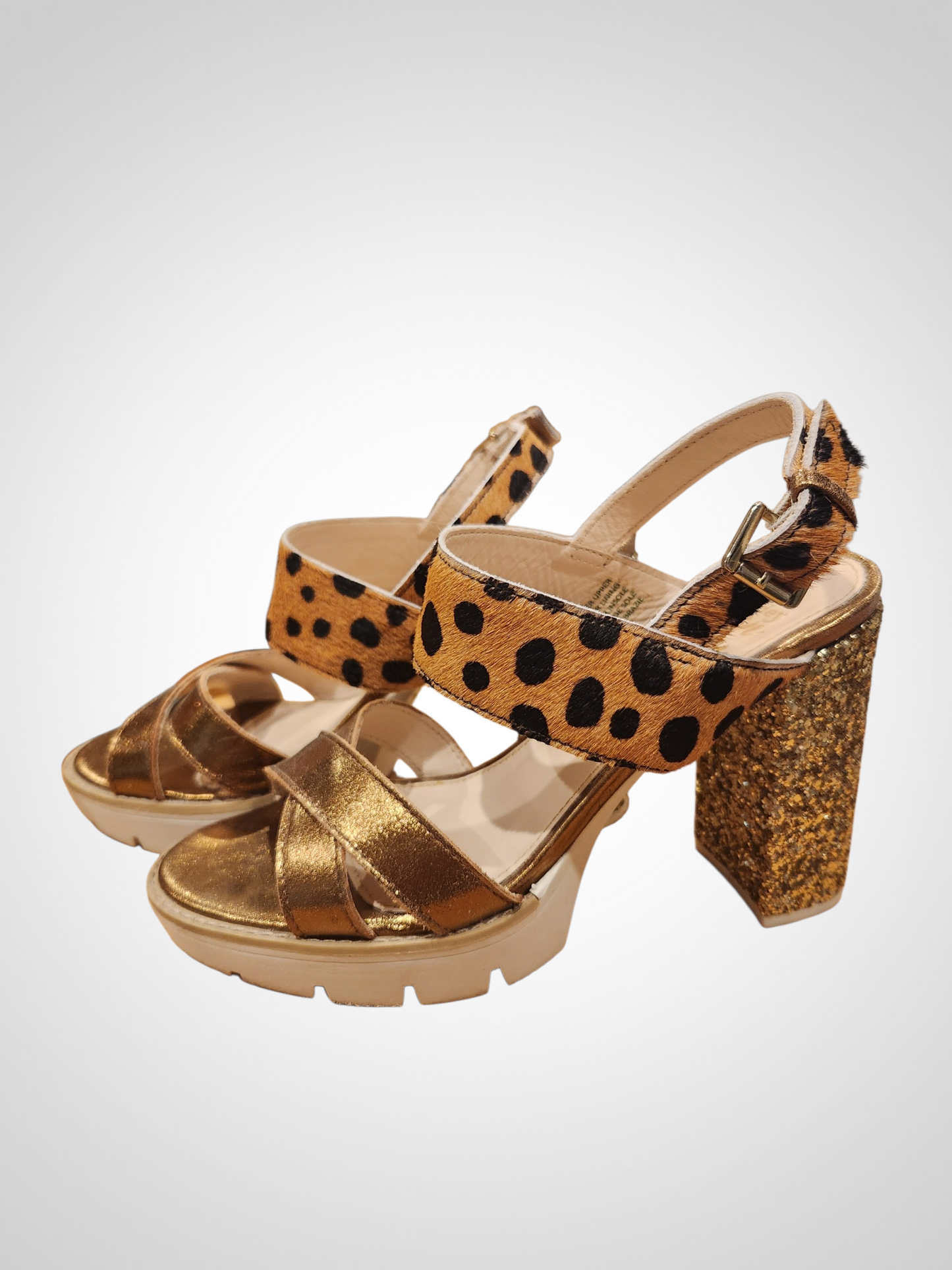 Hey Monday by Augustine Leopard Print Heels - Size 6