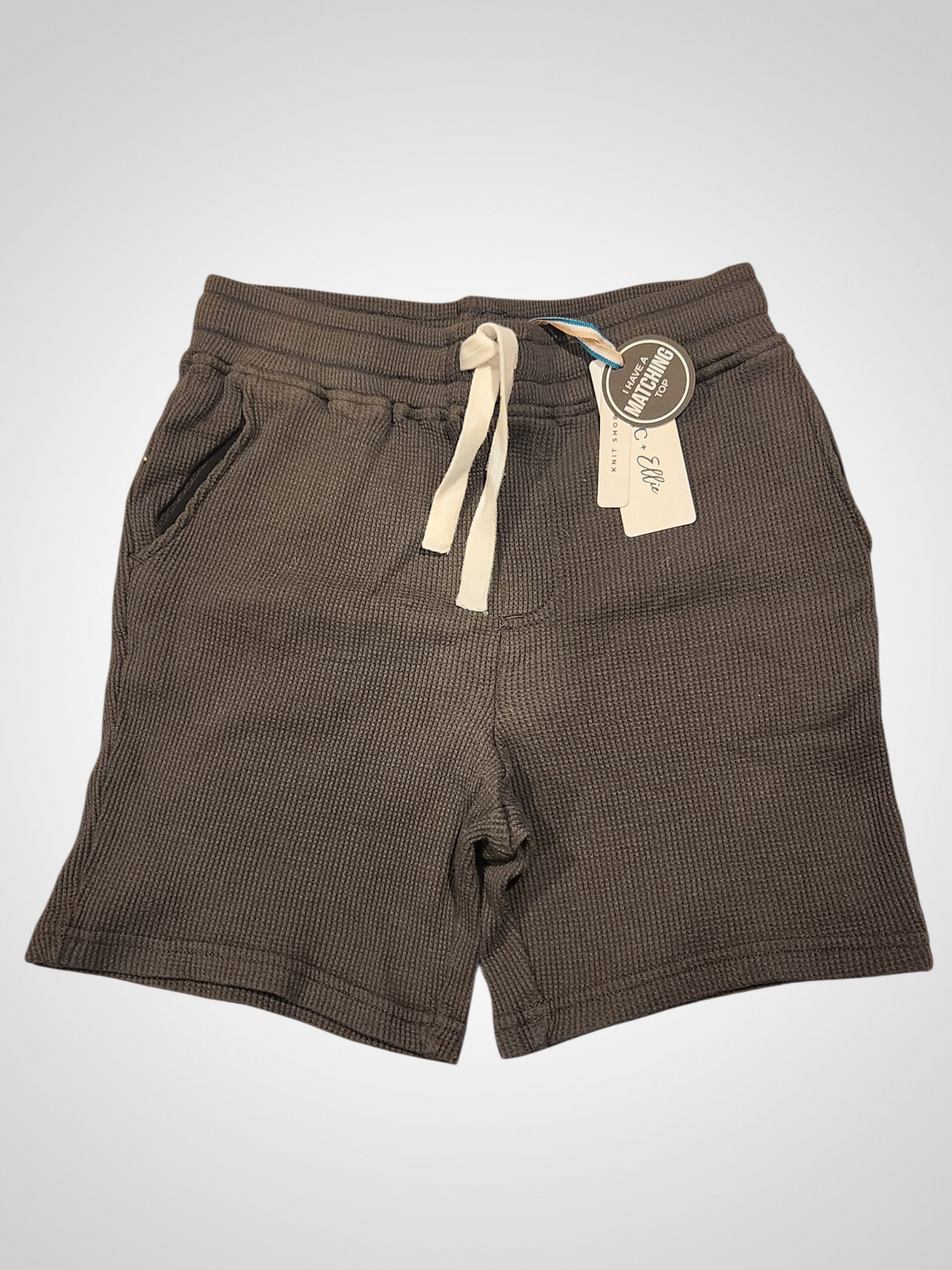 Mac & Ellie Knit Waffle Shorts - Size 8 - BNWT